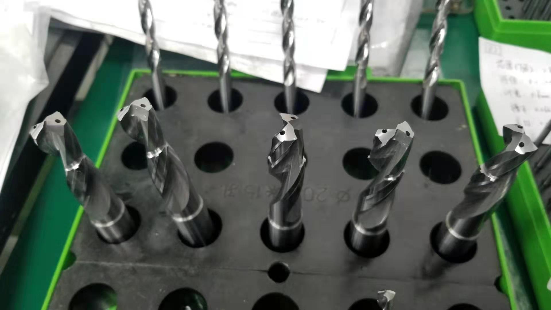 階梯內冷鉆